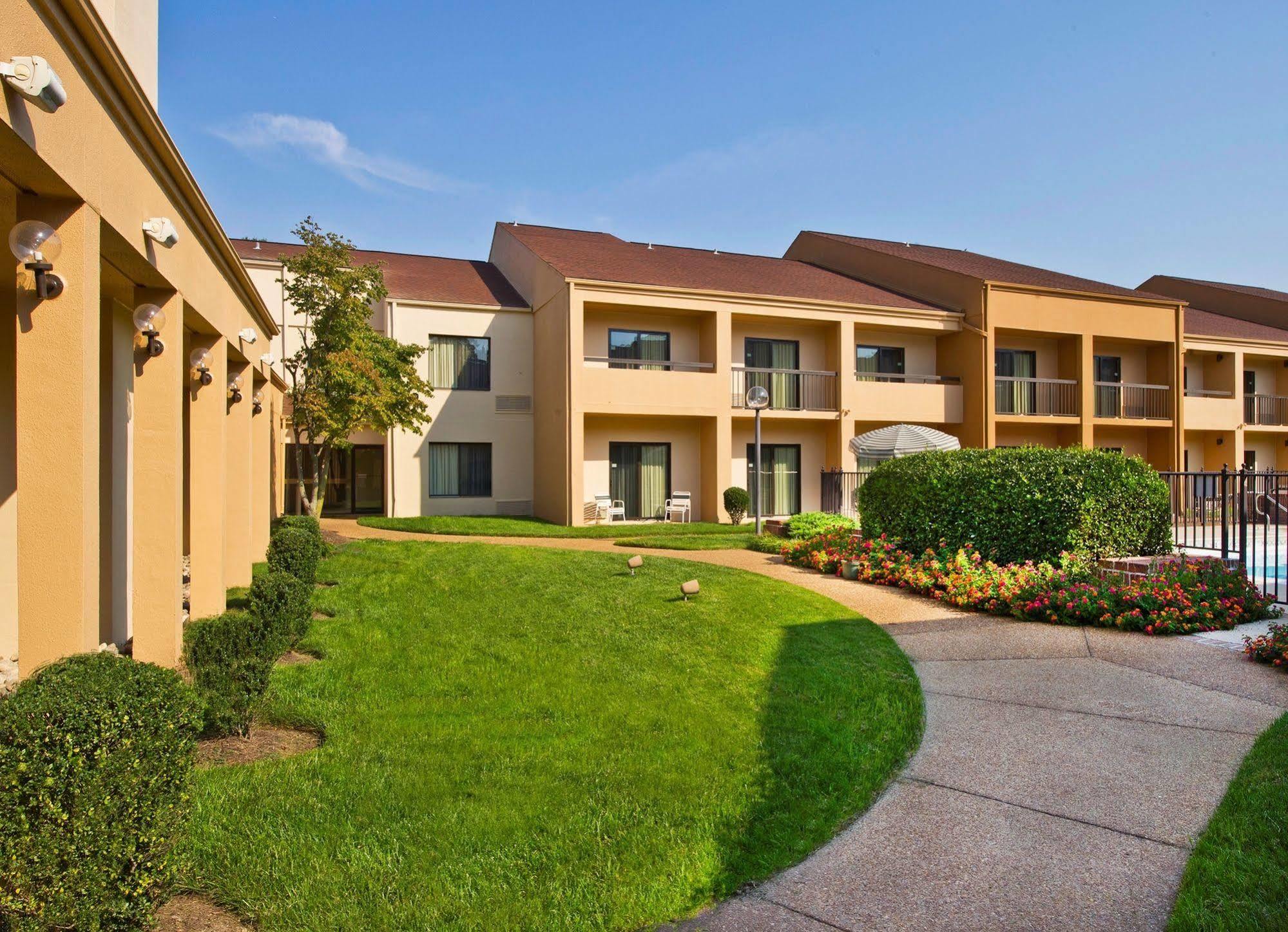 מלון Dumbarton Courtyard By Marriott Richmond West מראה חיצוני תמונה